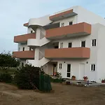 Bill & Mike 4* Κέφαλος