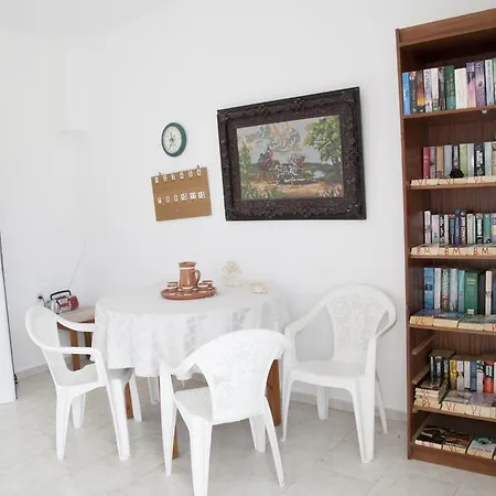 Lägenhetshotell Bill & Mike 4*