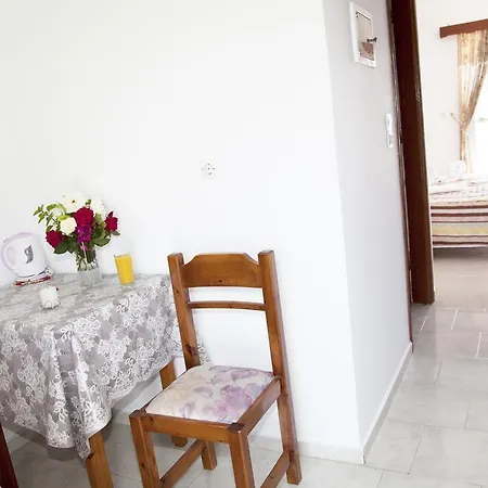 Lägenhetshotell Bill & Mike 4*